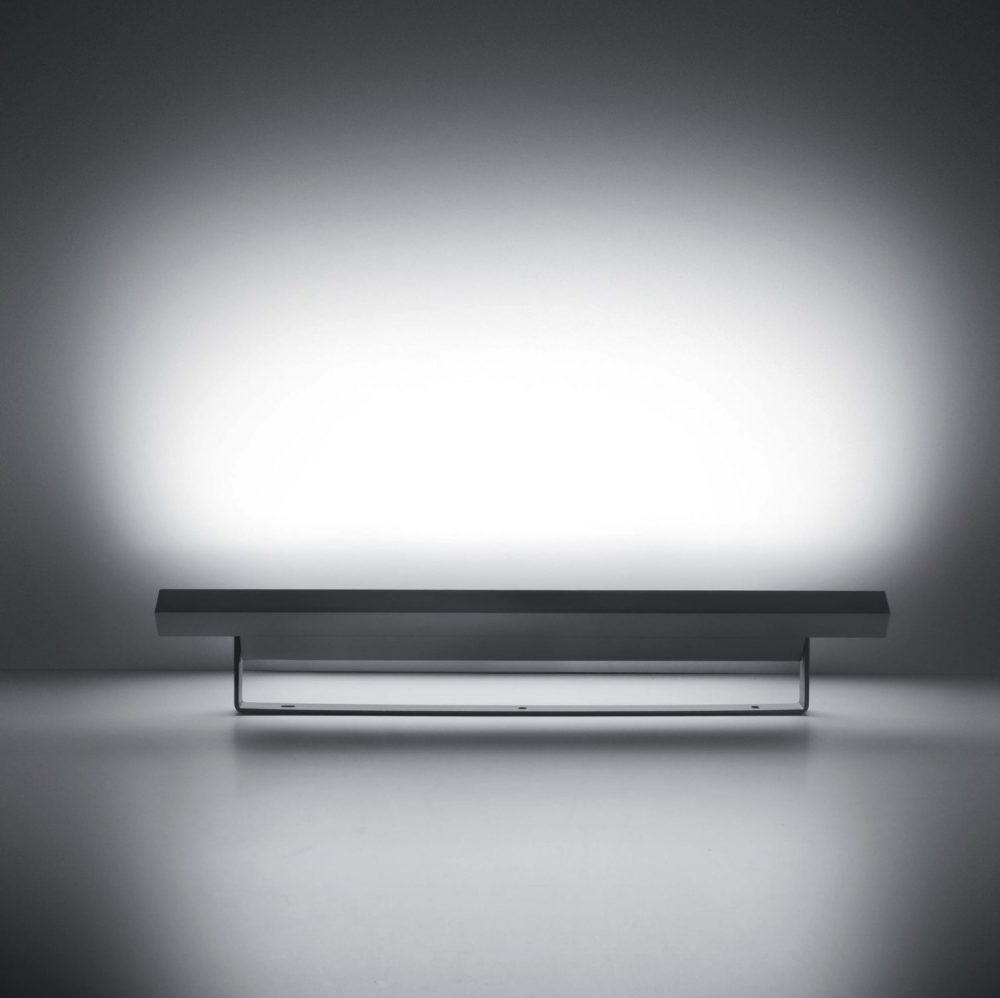 Simes Streamline Projector